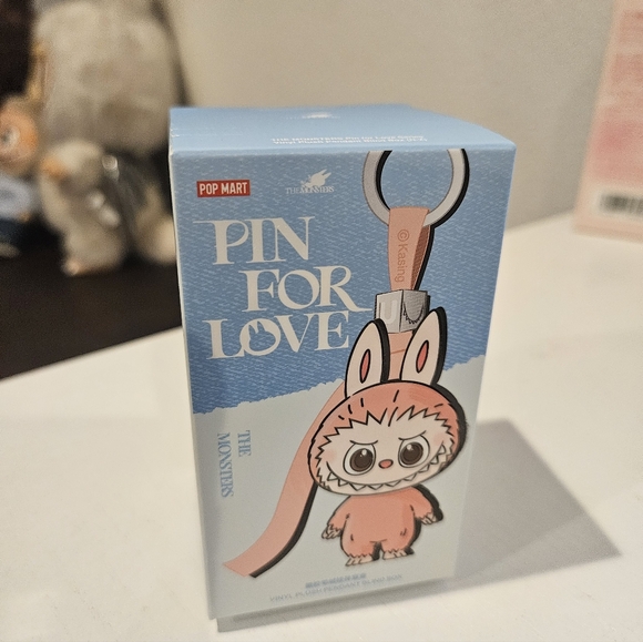 Pin Into Energy Labubu Keychain - Letter & - Picture 3 of 3